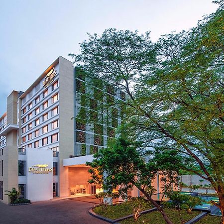 Feathers- A Radha Hotel, Chennai Zewnętrze zdjęcie